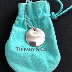 Tiffany & Co. Elsa Peretti necklace
